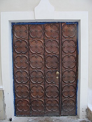 Drzwi po zamontowaniu