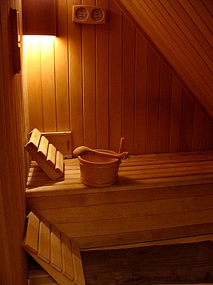 Sauna jako zagospodarowanie wolnej przestrzeni na poddaszu